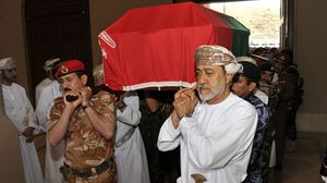 سلطان عمان الجديد هيثم بن طارق شارك في تشييع جنازة سلفه قابوس- جيتي