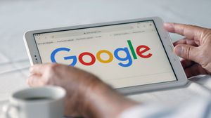 غوغل هو محرك البحث الأكثر استخداما في العالم والذي أنتج نظام تشغيل أندرويد للهواتف الخلوية- جيتي