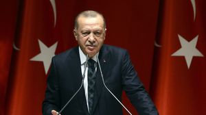 أكد الرئيس التركي على أن حفتر لا يتمتع حاليا بأية صفة أو منصب رسمي- الأناضول