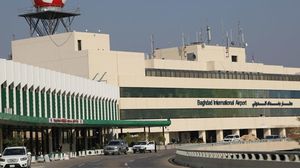 يضم مطار بغداد قاعدة "فيكتوريا" العسكرية التي يتواجد فيها جنود أمريكيون وعادة ما تكون هدفا لهجمات صاروخية متكررة- السومرية