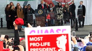 أول رئيس للولايات المتحدة يشارك شخصيا في المسيرة السنوية لمناهضة الإجهاض- جيتي