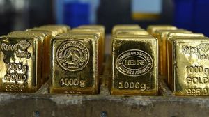 ارتفعت أسعار الذهب قرب أعلى مستوى لها في أسبوع اليوم مع تعثر الدولار- الأناضول