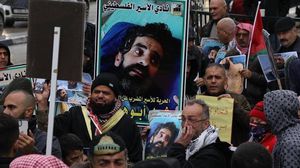 تصاعد التحركات الشعبية للضغط على الاحتلال للإفراج عن الأسير أبو هواش المضرب عن الطعام منذ 140 يوما