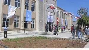يترقب الشارع الصومالي أن يسفر المؤتمر التشاوري عن تحديد موعد نهائي للانتخابات الرئاسية والبرلمانية في البلاد- الأناضول