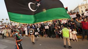 أكد الموقع أن كلتا الحكومتين الليبيتين لم تتمكنا من استعادة النظام بالكامل- جيتي