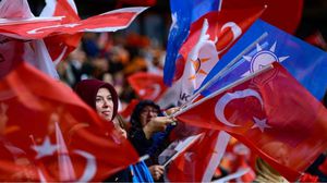 تحتدم المنافسة بين الأحزاب التركية بشأن الانتخابات- جيتي