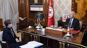 تعيش تونس أزمة اقتصادية وسياسية- (الرئاسة التونسية على فيسبوك)