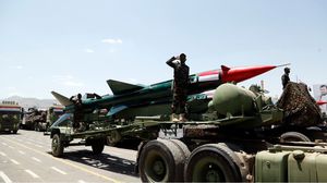 صاروخ للحوثيين خلال استعراض عسكري في صنعاء- جيتي