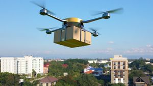 القيود الصارمة من سلطات الطيران قد تحد من تطور القطاع- 3d drone