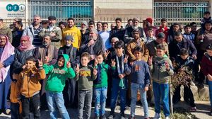 أدى العشرات من أهالي درعا صلاة الغائب على شهداء غزة- إكس / تجمع أحرار حوران