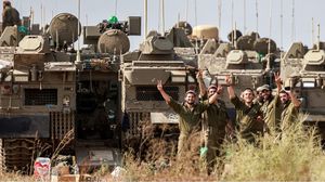 قال كاتب إسرائيلي إن "الرصيف البحري قد يجعل جيشنا قوة حفظ نظام"- جيتي