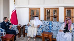 التقى كاميرون أيضا بأمير قطر الشيخ تميم بن حمد في الديوان الأميري في الدوحة- الديوان الأميري