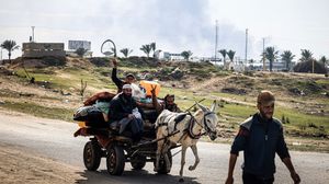 فلسطينيون نازحون من القصف في خانيونس- جيتي