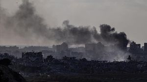 يتعمد الاحتلال تلويث التربة والبيئة في قطاع غزة خلال عدوانه الوحشي- الأناضول