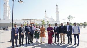 نشرت الوزير الهندية العديد من الصور التي توثق زيارتها للمعالم المقدسة في المدينة المنورة- إكس/ حساب سمريتي زوبين إيراني
