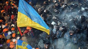 اشتباكات بين الشرطة الأوكرانية والمحتجين - ا ف ب