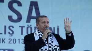أردوغان يرفع شغار "رابعة" في كلمة ألقاها في مدينة أوردو التركية السبت - الأناضول