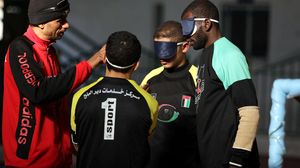 رياضيون مكفوفون يمارسون كرة الهدف في غزة - الأناضول