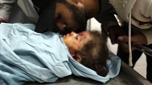 طفلة استشهدت في غارات إسرائيلية أمس(أرشيفية) -الأناضول