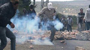 جانب من الاشتباكات بين الفلسطينيين والجيش الاسرائيلي - ا ف ب - ارشيفية