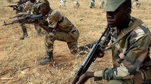 هاجمت القوات النيجيرية جماعة شيعية واتهمتها باستهداف قائد الجيش النيجيري - أ ف ب