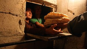صورة أرشيفية: شح الغذاء في سوريا - أ ف ب