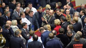 برلمانيون بأوكرانيا يجتمعون للتشاور حول تشكيل حكومة - الأناضول