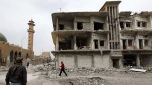 آثار الدمار إثر قصف قوات النظام لمدينة الرقة - أرشيفية