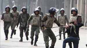 مصر تشهد عنفا مفرطا بحق المتظاهرين منذ انقلاب الجيش على الرئيس المنتخب- (أرشيفية)