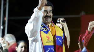 نيكولاس مادورو بعد فوز حزبه الحاكم بالانتخابات المحلية - ا ف ب