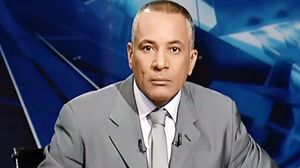 الإعلامي أحمد موسى مقرب من الرئيس المخلوع حسني مبارك - أرشيفية
