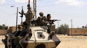 الجيش المصري يحفر خندقا على امتداد حدود غزة لمنع التهريب - أرشيفية