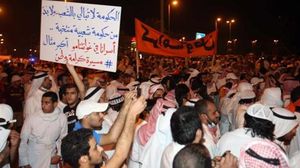 في عام 2011 نجحت المعارضة في الإطاحة برئيس وزراء الكويت ناصر الصباح - أ ف ب