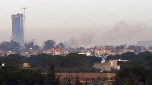 القوات الموالية للحكومة المنبثقة عن طبرق تقصف طرابلس (أرشيفية) - أ ف ب
