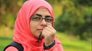 الغارديان: أسماء حمدي تجد حريتها بابتكار ماركة "صنع في السجن" - أرشيفية