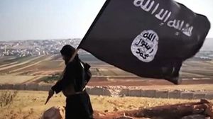 الحكم بالسجن لطالب لمحاولته رفع علم الدولة الإسلامية فوق مقر الحكومة البريطانية - أرشيفية