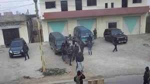 بلدة البزالية تحولت لثكنة عسكرية مع انتشار أعداد من المسلحين - عربي21