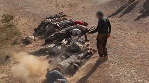 الدولة الإسلامية أعدمت سابقا العشرات من عشيرة الشعيطات في سوريا - تويتر