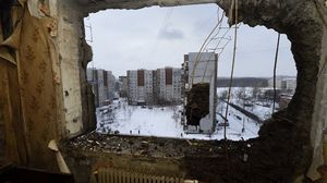 ما زالت المعارك الطاحنة مستمرة في شرق أوكرانيا قبل يومين من بدء الهدنة - أ ف ب