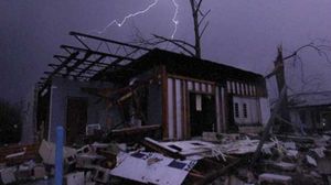  أكثر من 600 مبنى في شمال تكساس تعرض لأضرار من العواصف والأعاصير - أ ف ب