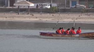 فجر التنظيم قاربا في البحر على متنه ستة حوثيين - يوتيوب