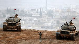 القوات التركية وفصائل المعارضة السورية تدخل الباب من المحور الشمالي الشرقي- أرشيفية