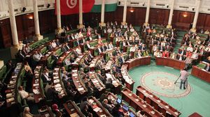 حظي قانون المالية بموافقة 122 نائبا واعتراض 48