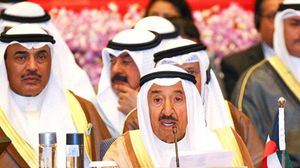 الكويت وسلطنة عمان لم يقطعا علاقاتهما مع الدوحة - رويترز