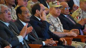 مراقبون ومختصون: بكاء السيسي ليس سوى محاولة مفضوحة للتأثير عاطفيا على المصريين- أرشيفية
