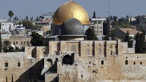 يتهم الفلسطينيون سلطات الاحتلال بالعمل على تمرير بعض من هذه الأنفاق أسفل المسجد الأقصى - ا ف ب