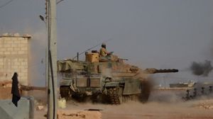 دبابة للجيش التركي خلال عمليات "درع الفرات" شمال سوريا- أ ف ب 