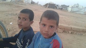 لاجئو مخيمَي الركبان والحدلات الصحراويين يعانون ظروفا مأساوية مع دخول فصل الشتاء- عربي21
