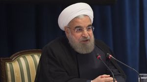 الرئيس الإيراني طالب الرئيس الأمريكي بعدم توقيع تمديد فرض العقوبات على بلاده- أ ف ب