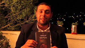 الكتاب والروائي الأردني أيمن العتوم- 
